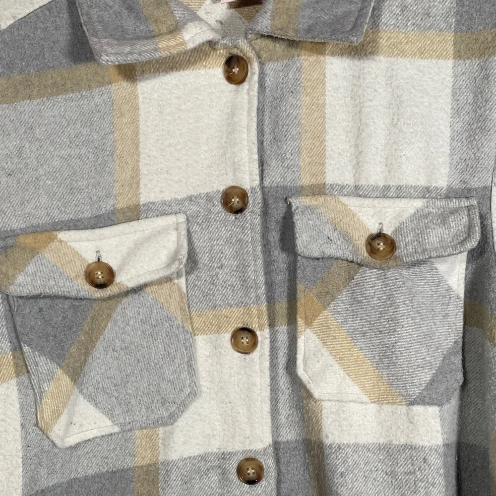 Emma’s Expressions Women’s Small Plaid Shacket Button Front Jacket
